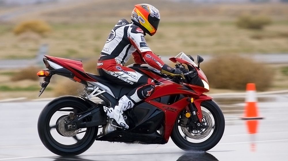 GASΟΛΟΓΙΕΣ #219 | ΜΕ ABS Η ΧΩΡΙΣ;