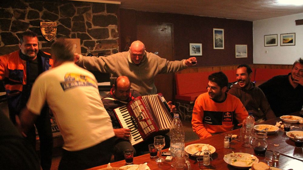 GASΟΛΟΓΙΕΣ #378 | ΜΟΤΟΜΑΔΑΡΩΜΑ 2012