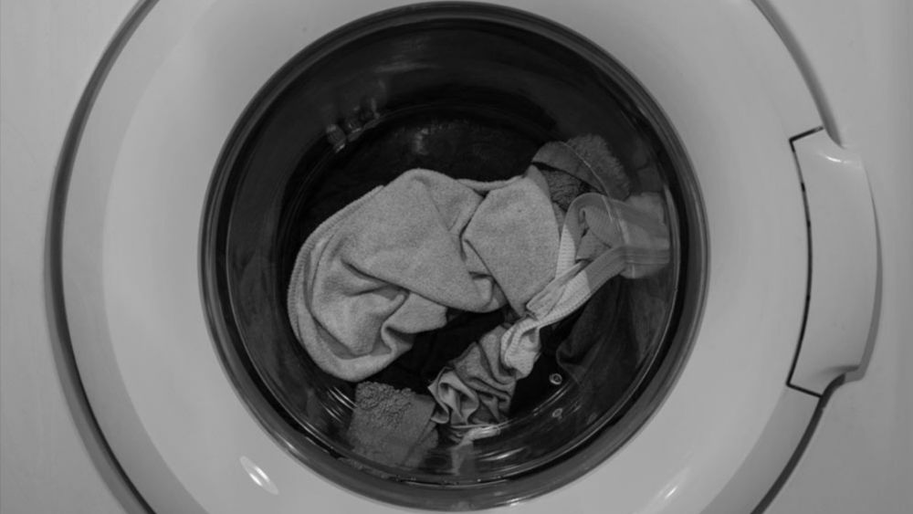 Πώς πλένω το υφασμάτινο μπουφάν & παντελόνι μηχανής;