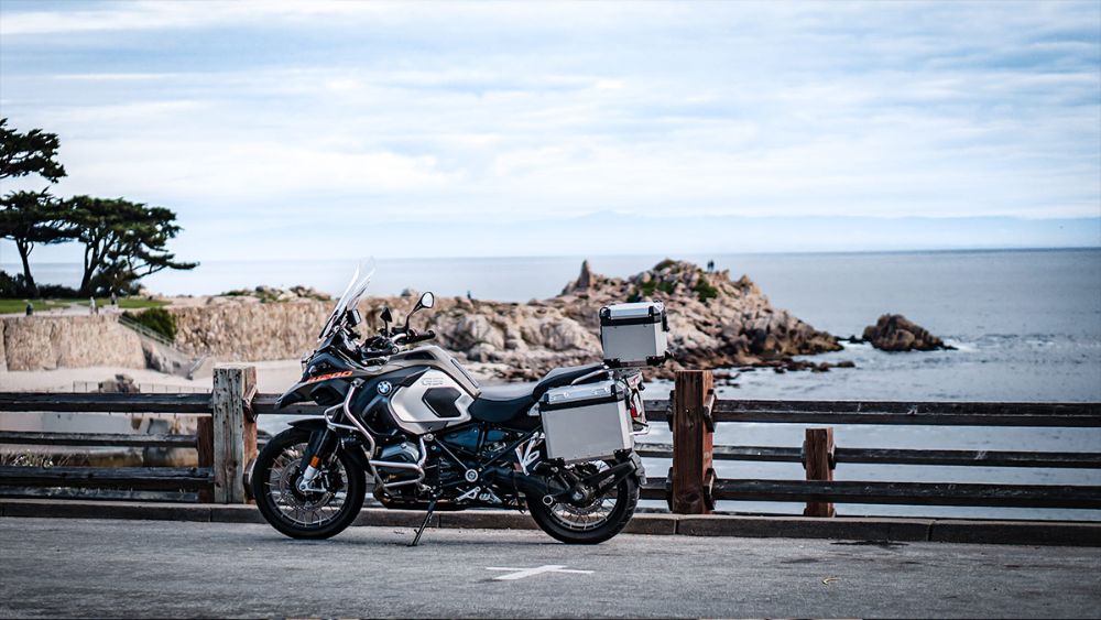 Καλοκαιρινά ταξίδια με μηχανή: Πώς να αντιμετωπίσετε τη ζέστη