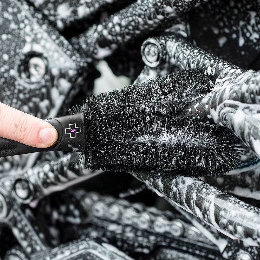 MUC-OFF TWO PRONG ΒΟΥΡΤΣΑ ΚΑΘΑΡΙΣΜΟΥ